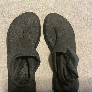 Sanuk Twist Yoga Mat Slippers